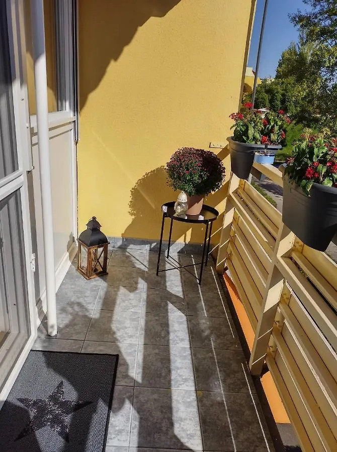 Piheno Zug Apartman بودابست 0*,  المجر